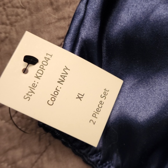 Lilac + London Navy Nighty set - Picture 11 of 14